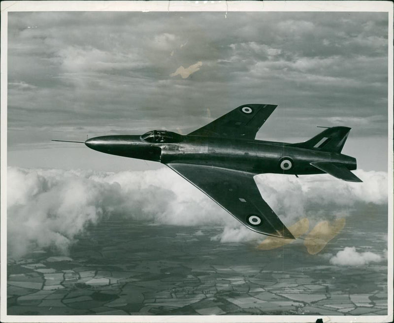 Aircraft: Military: Supermarine - Vintage Photograph