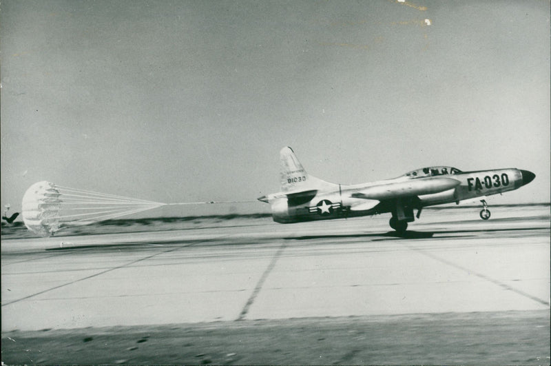 Aircraft: Military: Lockhead F-94C Starfire - Vintage Photograph