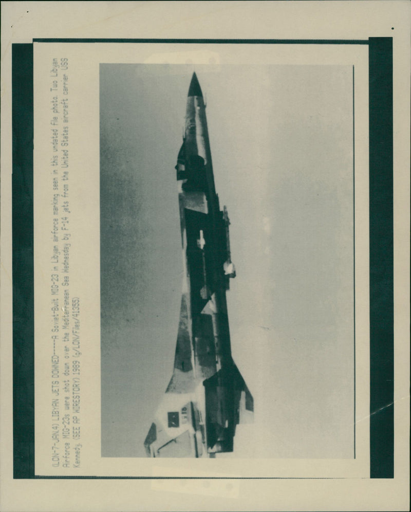 1989 UNITED BUILT AIRCRAFT SOVIET KENNEDY - Vintage Photograph