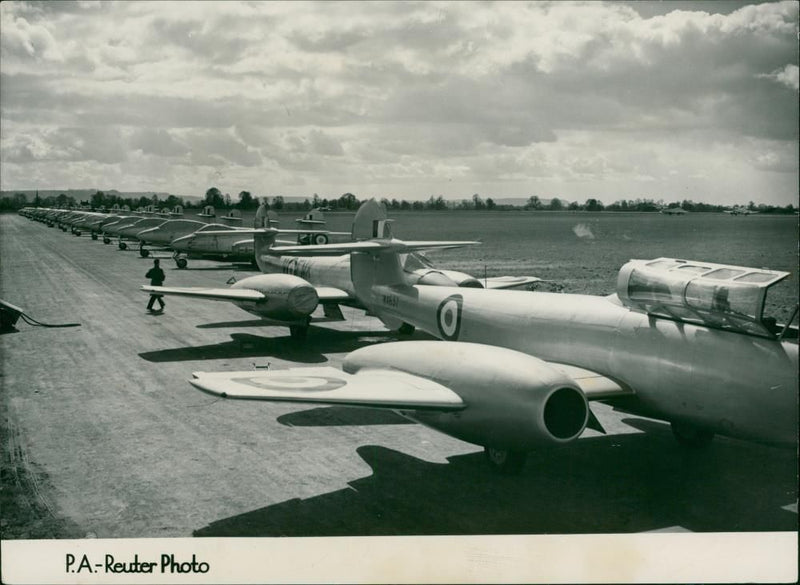 Putting 'teeth' into west europe defence - Vintage Photograph