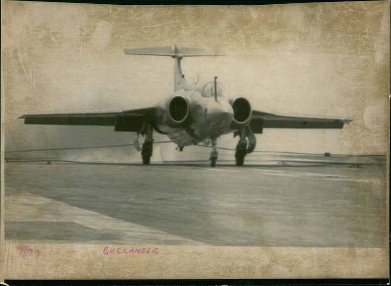 MILITARY DAUGHTER - Vintage Photograph