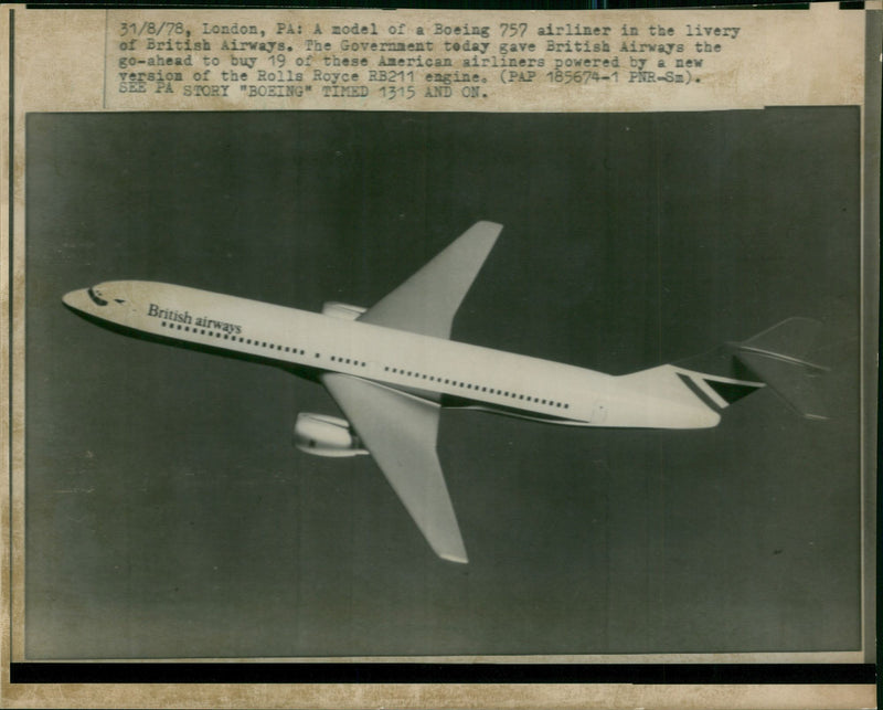 Aircraft: Civil: Boeing - Vintage Photograph