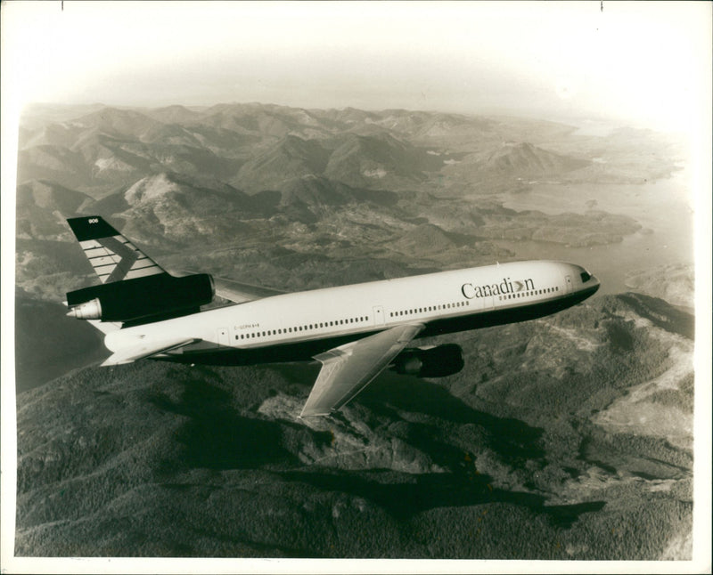 The Canadian Airlines International. - Vintage Photograph