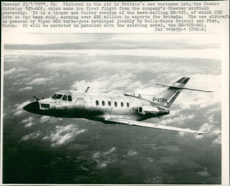 Aircraft: Civil: Hawker Siddeley 125-600 - Vintage Photograph