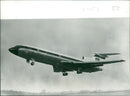 Aircraft: Civil: Hawker Siddeley Trident - Vintage Photograph