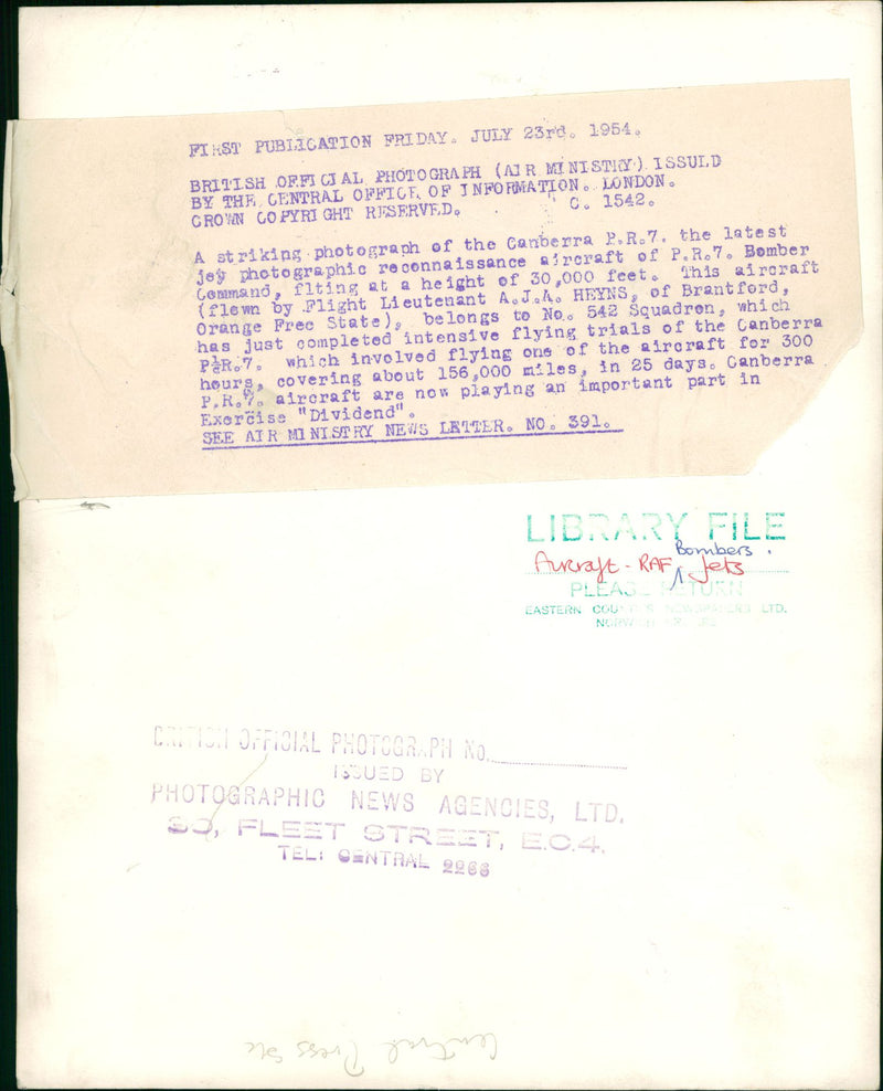 Canberra P.R.7 - Vintage Photograph