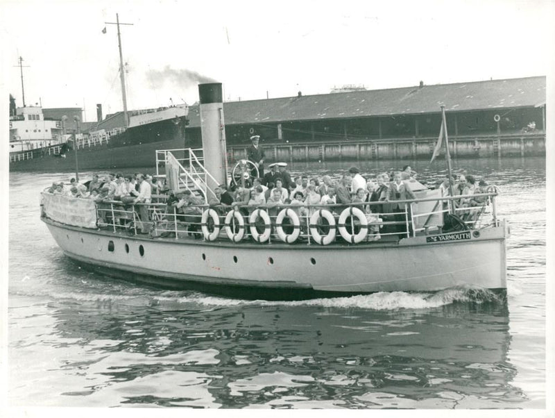 Boat of Pleasure steamer Yarmouth. - Vintage Photograph