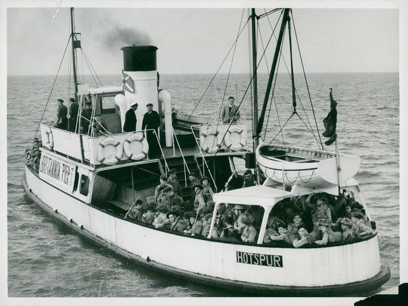 Cadets combined invasion of Yarmouth. - Vintage Photograph