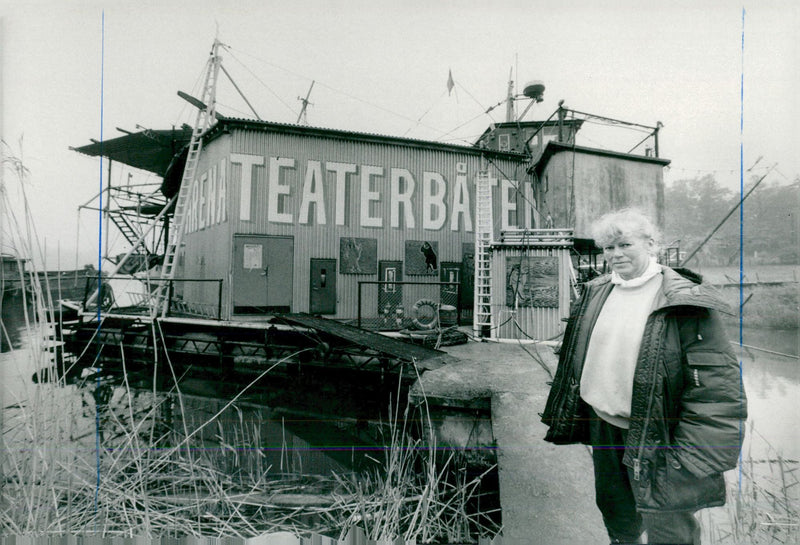 1987 GAR ARENA WAS CONTINUE ONGES GRANT CULTURAL BERIT SAD - Vintage Photograph