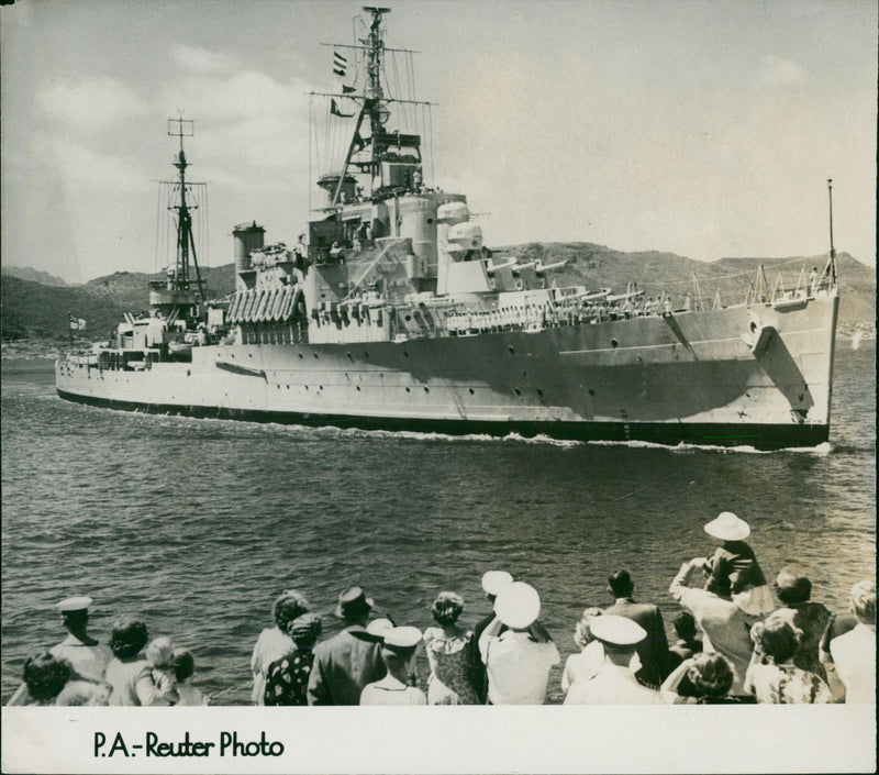 Ships: Battleships: H.M.S. Bermuda - Vintage Photograph