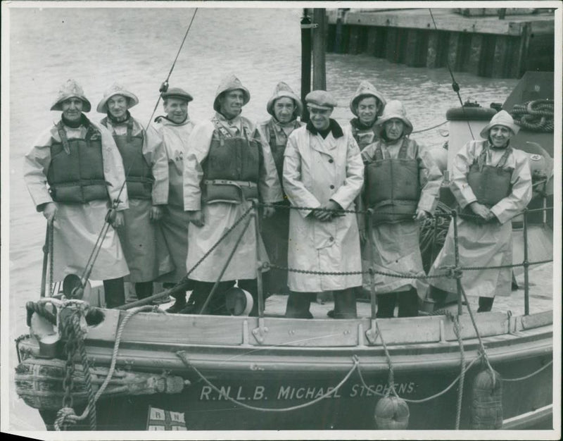 Lowestoft : Lifeboats - Vintage Photograph