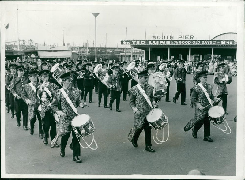 Royal Anglian Regiment. - Vintage Photograph