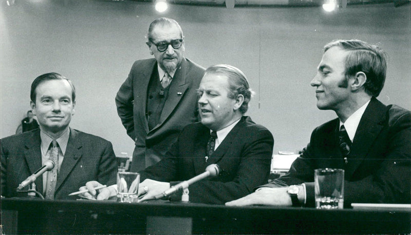 Program leader Sten Broman in the final of the music issue. Contrast point - Vintage Photograph