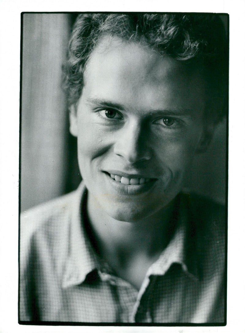 OTHER REIMSINS DABLADED TILLS OVERLATES PUMICE PRESENTAT POET - Vintage Photograph