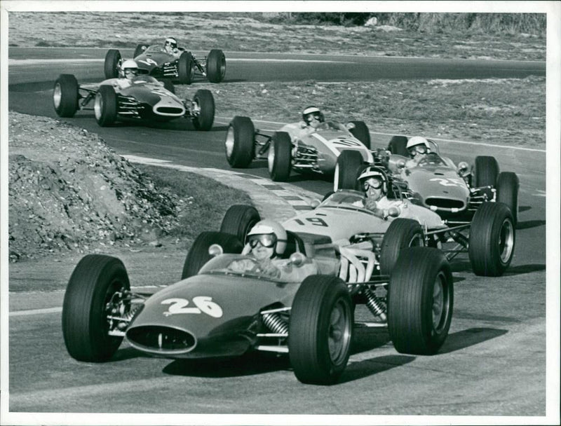 Snetterton:A bunch of racing cars. - Vintage Photograph