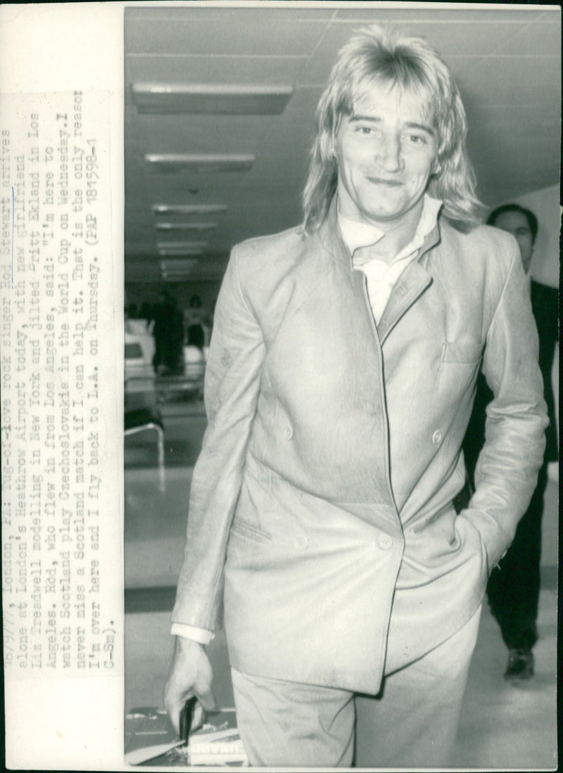 Rod Stewart Singer-songwriter. - Vintage Photograph