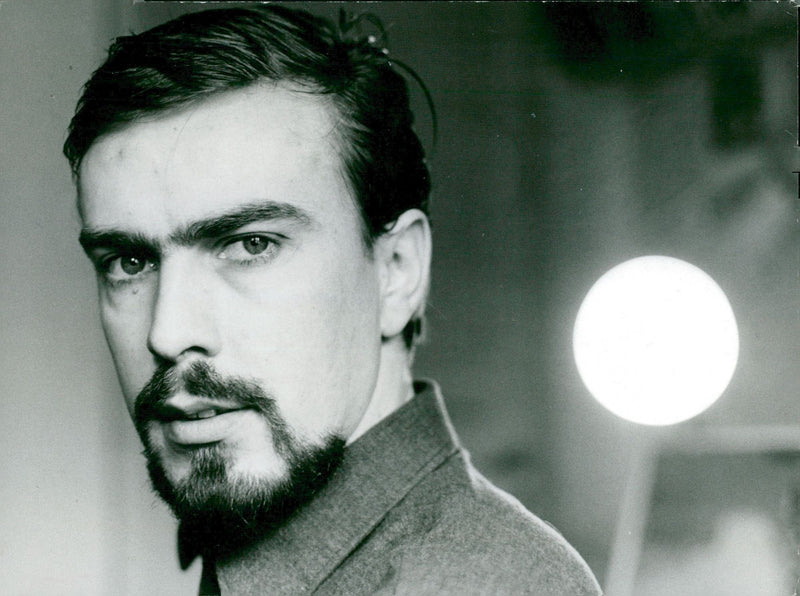 1970 SWEDEN DAGBLADETS IMAGE FRIBERG TELL ME YOUR BALL STAMGATE POET - Vintage Photograph