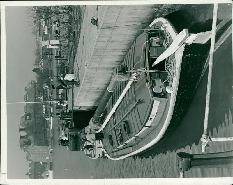 Wherry Albion - Vintage Photograph