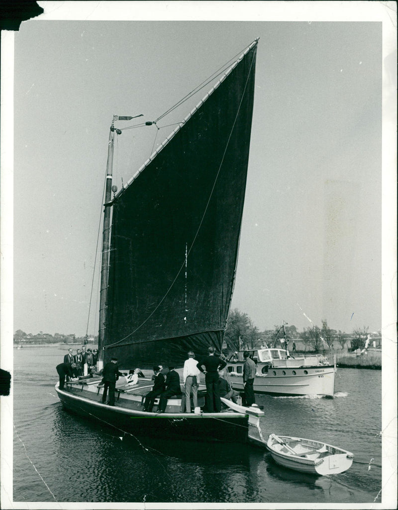 Wherry Albion - Vintage Photograph