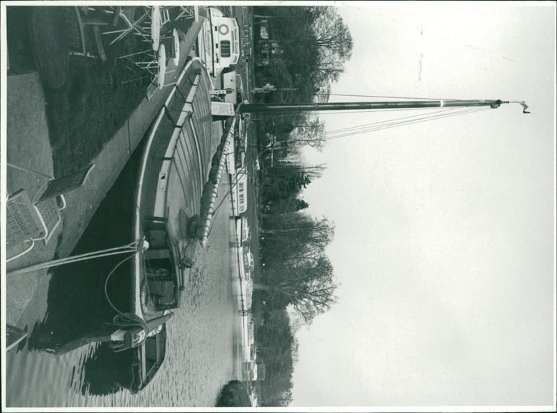 Wherry Albion - Vintage Photograph