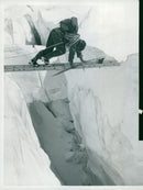 Research trips and research expeditions - Vintage Photograph