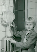 GOTE DAGBLADETS HER FUTURE NYGEDISPONENT HAPPY TEL BEAUTIF EXPEDITION PRESS - Vintage Photograph