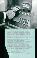 1968 KUDONT SWEDEN CHECK TUDI TANTO TODOS ELBOW NOSTE SWEDISH EXPEDITION COMPANY - Vintage Photograph