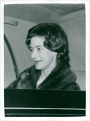 KEPT PALACE KEYSTONE HER SHEFT NEARLY DUKE SPENT FASHION MARGARET PRINCESS - Vintage Photograph