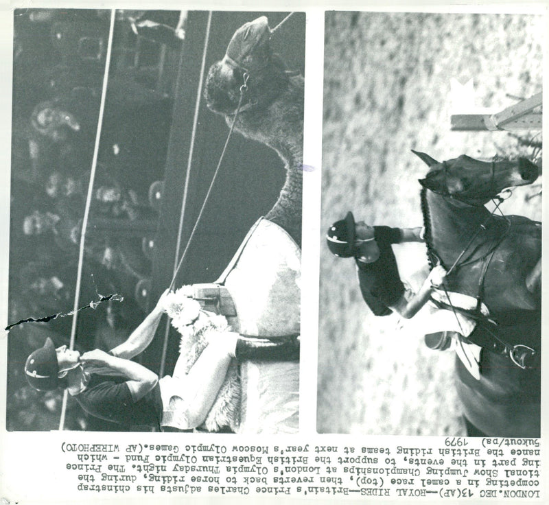 1979 ROYAL RIDES BRITAINS PRINCE CHARLES ADJUSTS CHINSTRAP MPETING BRITISH - Vintage Photograph