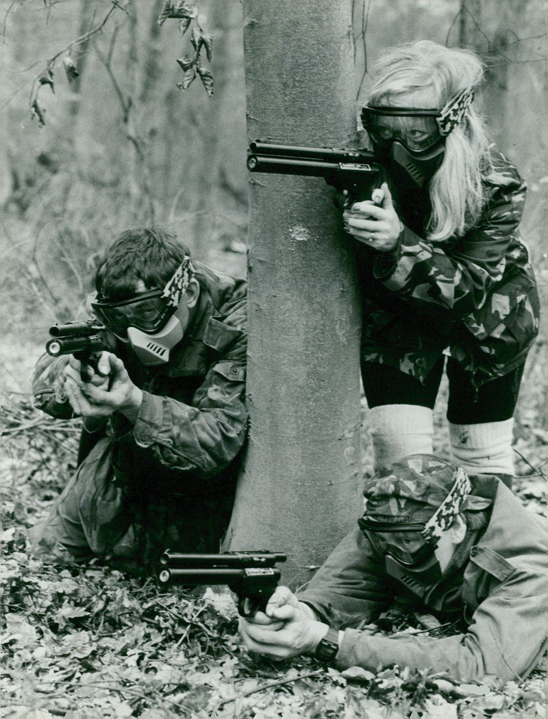 War Games: Stuart Goldsmith with Kim and Mike Mason. - Vintage Photograph
