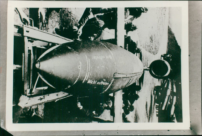 WAR & WARFARE - Vintage Photograph