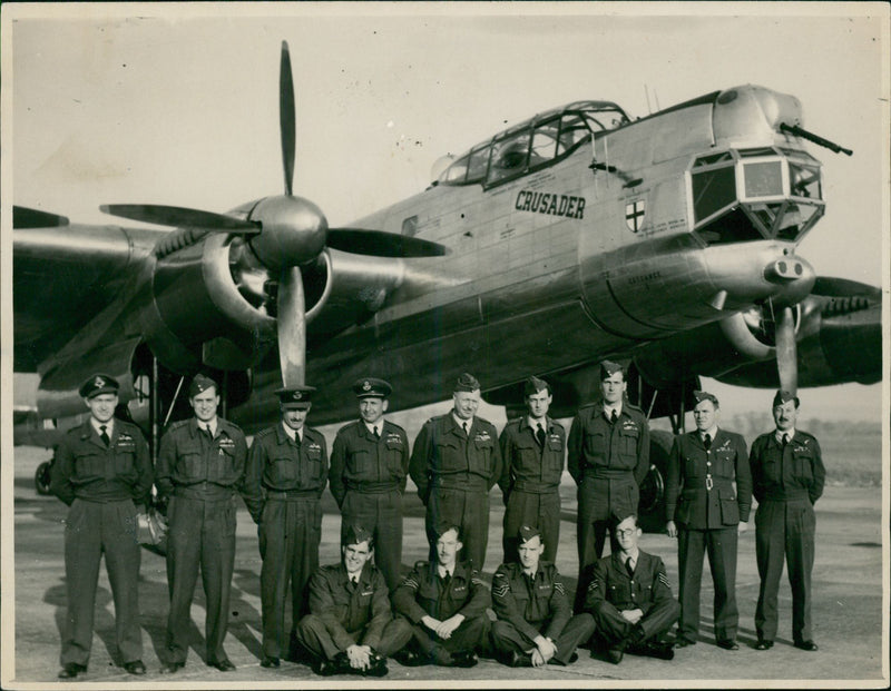 WAR & WARFARE - Vintage Photograph