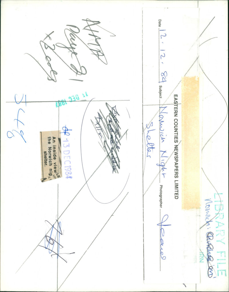 SINGER WRITER - Vintage Photograph