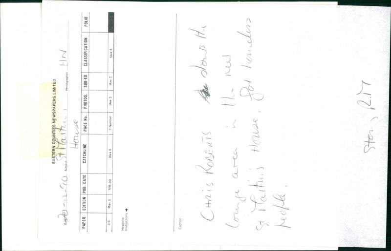 SINGER WRITER - Vintage Photograph