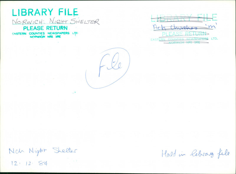 SINGER WRITER - Vintage Photograph