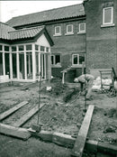 SINGER WRITER - Vintage Photograph