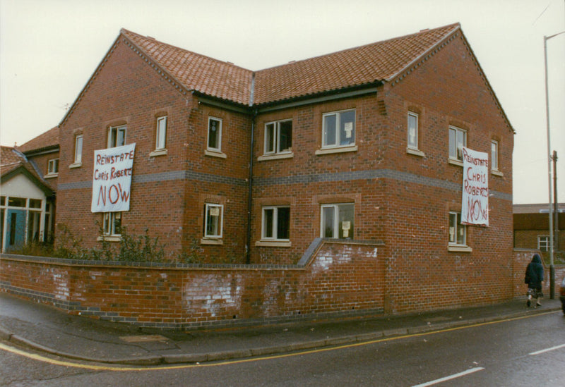 ROBERT SINGER WRITER - Vintage Photograph