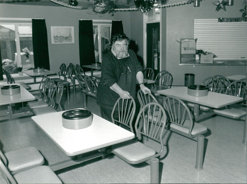 SINGER WRITER - Vintage Photograph