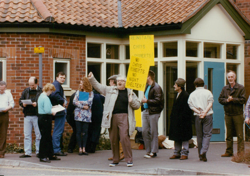 SINGER WRITER - Vintage Photograph