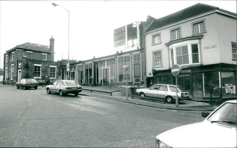 Roads & Streets: Farmers Avenue - Vintage Photograph