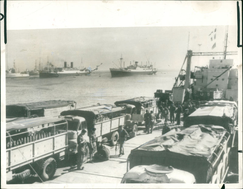 Egypt: Suez Canal Troubles. - Vintage Photograph