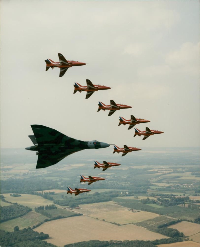 Avro Vulcan Strategic bomber. - Vintage Photograph