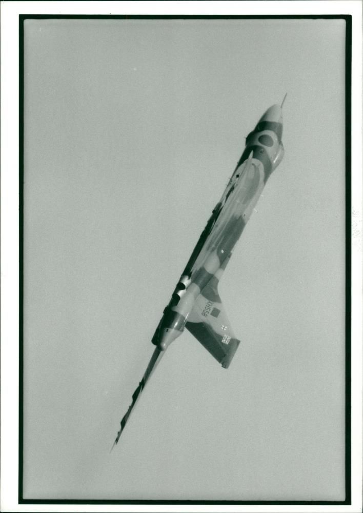 Avro Vulcan Strategic bomber. - Vintage Photograph