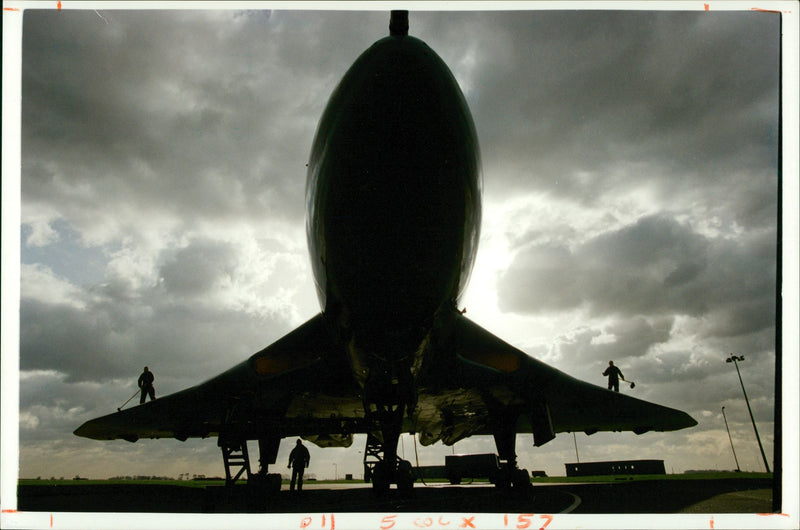 Avro Vulcan Strategic bomber. - Vintage Photograph