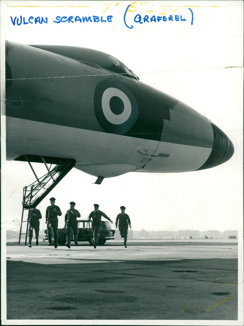 Avro Vulcan Strategic bomber. - Vintage Photograph