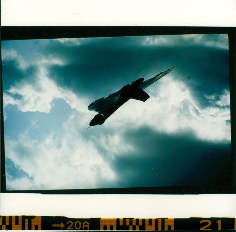 Avro Vulcan Strategic bomber. - Vintage Photograph