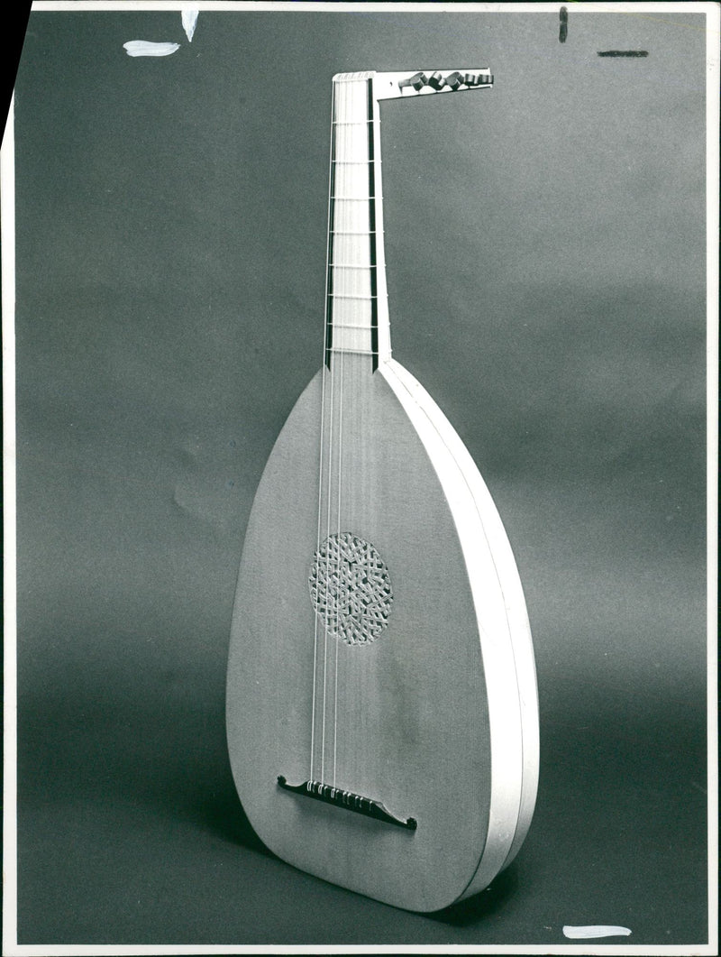 Musical Instruments: Stephen Barber's Lute - Vintage Photograph