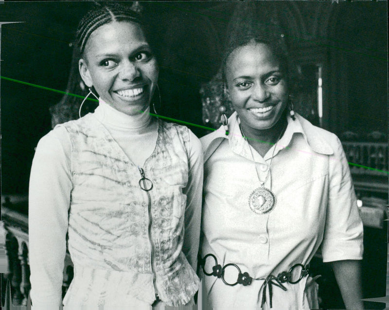 Miriam Makeba on Stockholm visit together with her daughter Bongi - Vintage Photograph