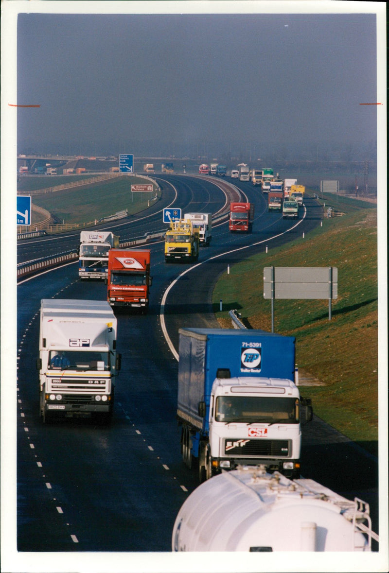 Roads: M40 between Oxford and Birmingham. - Vintage Photograph