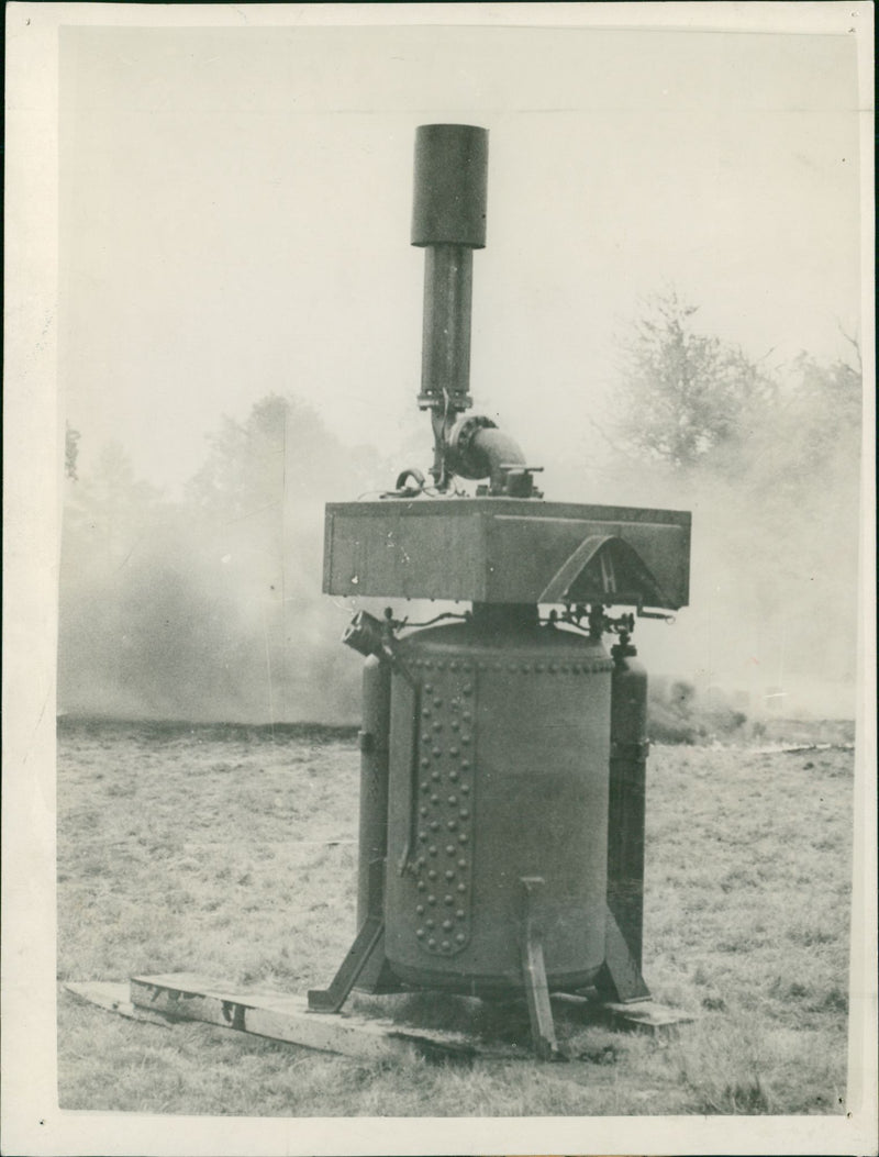 Britains secret weapons against invasion. - Vintage Photograph